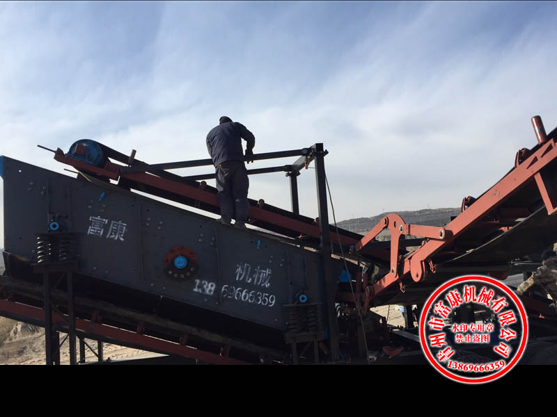 鄂式移動破碎站設(shè)備 鄂式移動破碎站設(shè)備