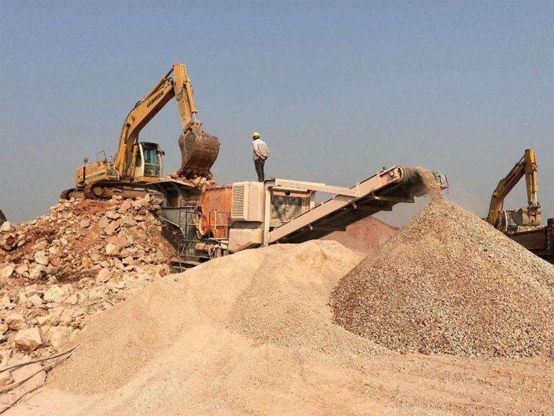 巖石骨料移動破碎機(jī) 巖石骨料移動破碎機(jī)